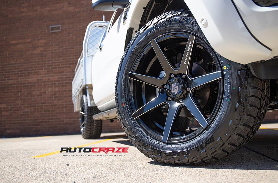 FORD RANGER AVALANCHE GLOSS BLACK MILLED ACCENTS